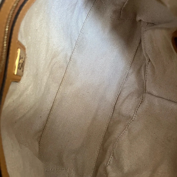 MCM Sling/Shoulder Bag - Picture 11 of 16
